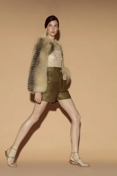 Look 12